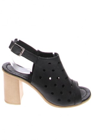Sandály Shoozz, Velikost 37, Barva Černá, Cena  740,00 Kč