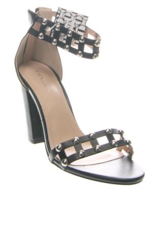 Sandale Tata, Mărime 40, Culoare Negru, Preț 119,99 Lei