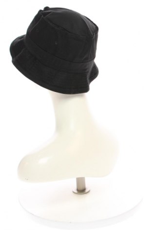 Czapka Decky, Kolor Czarny, Cena 22,99 zł