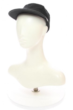 Căciulă Flexfit, Culoare Negru, Preț 45,99 Lei