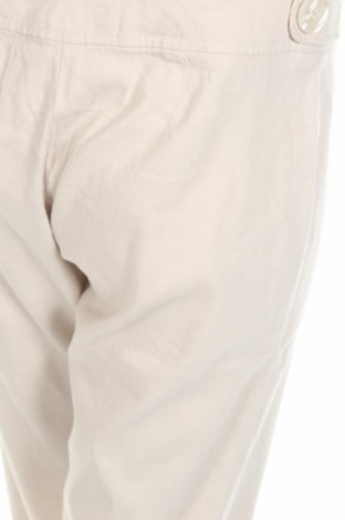 Дамски панталон Bandolino, Размер M, Цвят Бежов, Цена 31,00 лв.