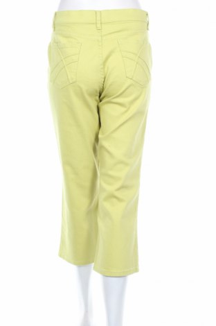 Дамски панталон M&Co., Размер M, Цвят Зелен, Цена 19,55 лв.
