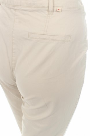Дамски панталон Toni Dress, Размер L, Цвят Бежов, Цена 22,10 лв.