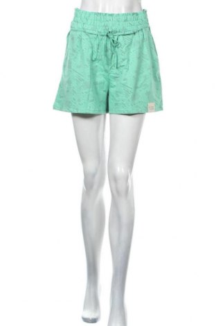 Дамски къс панталон SOMWR, Размер M, Цвят Зелен, Памук, Цена 31,85 лв.