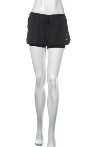 Дамски къс панталон Nike, Размер M, Цвят Черен, 86% полиестер, 14% еластан, Цена 35,70 лв.