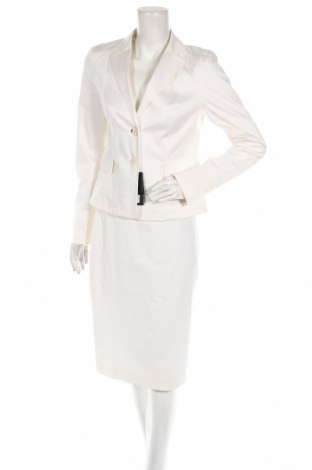 Costum de femei Hugo Boss, Mărime M, Culoare Alb, 96% bumbac, 4% elastan, Preț 1.796,05 Lei