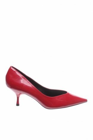 Дамски обувки Bershka, Размер 38, Цвят Червен, Еко кожа, Цена 35,55 лв.