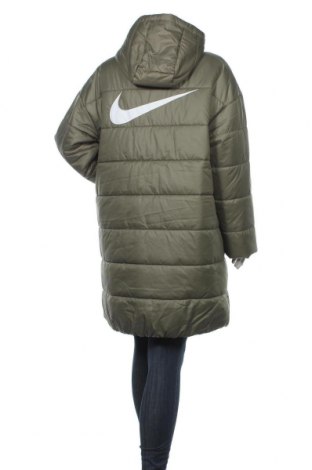 Дамско яке Nike, Размер L, Цвят Зелен, 100% полиестер, Цена 219,50 лв.