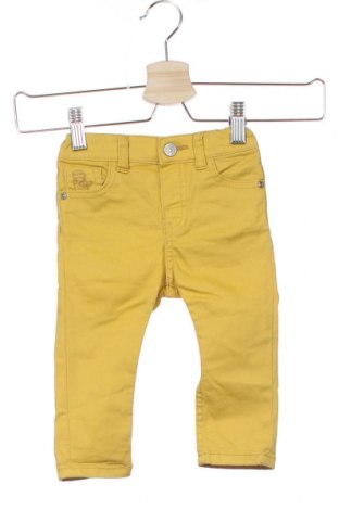 Dětské džíny  H&M, Velikost 6-9m/ 68-74 cm, Barva Žlutá, 71% bavlna, 26% polyester, 3% elastan, Cena  414,00 Kč