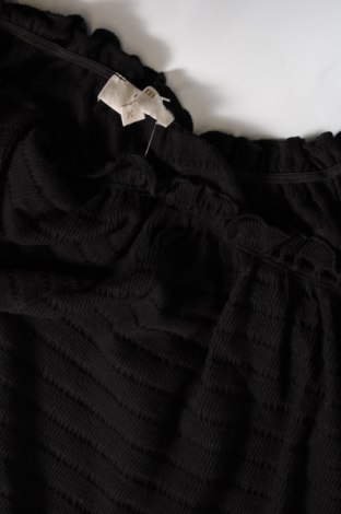 Γυναικεία μπλούζα Cream, Μέγεθος M, Χρώμα Μαύρο, Τιμή 29,69 €