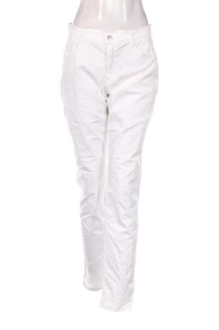 Γυναικείο παντελόνι Brax, Μέγεθος M, Χρώμα Λευκό, Τιμή 42,06 €