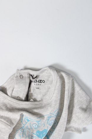 Детски гащеризон Kenzo, Размер 9-12m/ 74-80 см, Цвят Сив, Цена 279,00 лв.