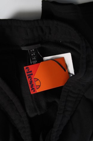 Ανδρικό κοντό παντελόνι Ellesse, Μέγεθος S, Χρώμα Μαύρο, Τιμή 36,08 €