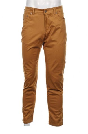 Мъжки панталон Christian Berg, Размер M, Цвят Жълт, Цена 60,90 лв.