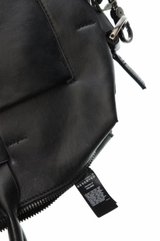 Чанта за лаптоп Reserved, Цвят Черен, Цена 32,30 лв.