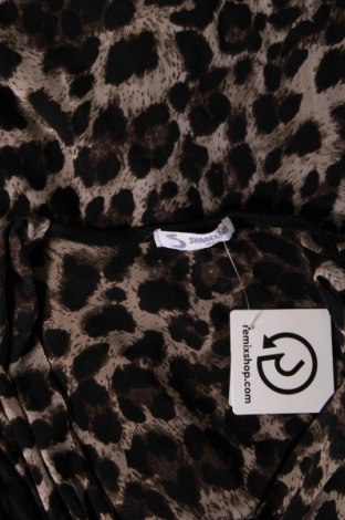 Дамска блуза, Размер M, Цвят Многоцветен, Цена 32,37 лв.