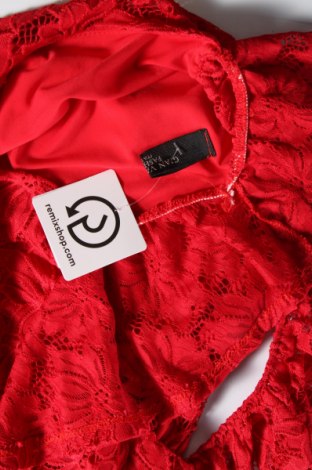 Дамска блуза, Размер S, Цвят Червен, Цена 10,56 лв.