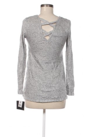 Γυναικεία μπλούζα, Μέγεθος XS, Χρώμα Γκρί, Τιμή 5,75 €