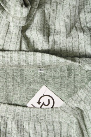 Дамска блуза, Размер L, Цвят Зелен, Цена 5,13 лв.