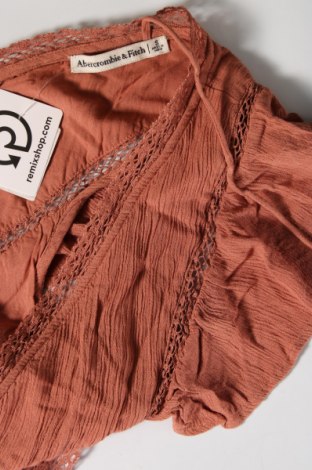 Bluză de femei Abercrombie & Fitch, Mărime S, Culoare Maro, Preț 81,04 Lei