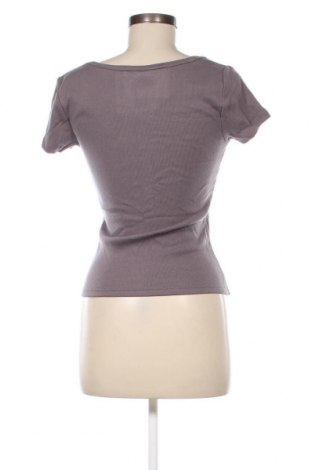 Дамска блуза Abercrombie & Fitch, Размер M, Цвят Лилав, Цена 54,00 лв.