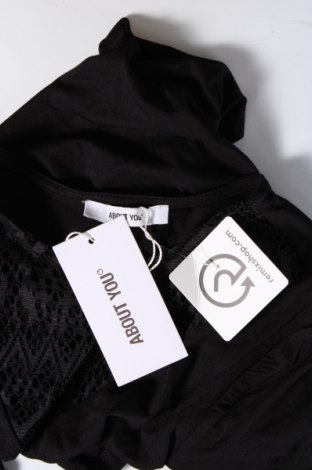 Γυναικεία μπλούζα About You, Μέγεθος S, Χρώμα Μαύρο, Τιμή 4,74 €