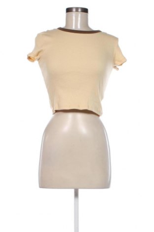 Дамска блуза BDG, Размер M, Цвят Бежов, Цена 34,65 лв.