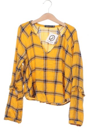 Damen Shirt Bershka, Größe XS, Farbe Gelb, Preis 9,62 €