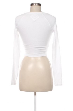 Дамска блуза Bershka, Размер S, Цвят Бял, Цена 31,00 лв.