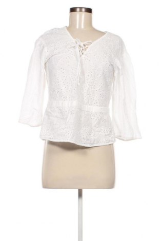 Дамска блуза Bershka, Размер L, Цвят Бял, Цена 6,91 лв.