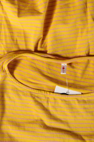 Дамска блуза Blutsgeschwister, Размер S, Цвят Жълт, Цена 26,40 лв.