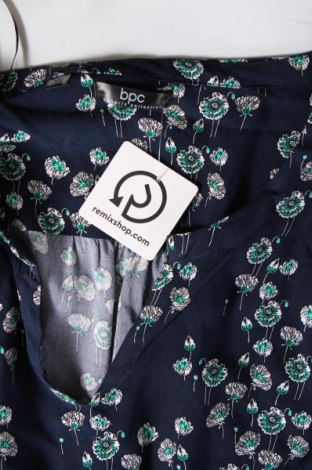 Дамска блуза Bpc Bonprix Collection, Размер 5XL, Цвят Син, Цена 19,00 лв.
