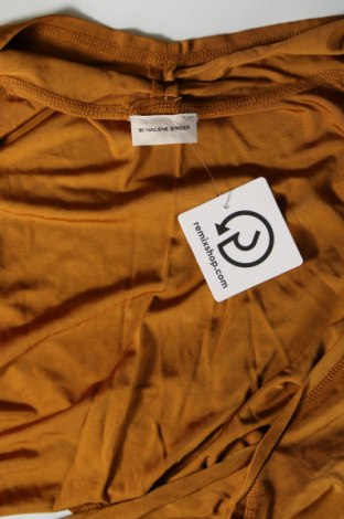Damen Shirt By Malene Birger, Größe M, Farbe Weiß, Preis 47,19 €