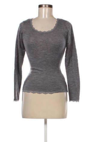 Γυναικεία μπλούζα Cubus, Μέγεθος XS, Χρώμα Γκρί, Τιμή 11,75 €