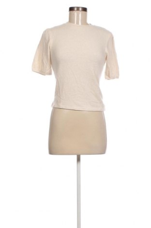 Γυναικεία μπλούζα District, Μέγεθος M, Χρώμα Εκρού, Τιμή 11,75 €