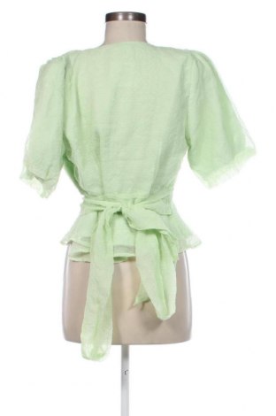 Damen Shirt Gina Tricot, Größe M, Farbe Grün, Preis € 5,22
