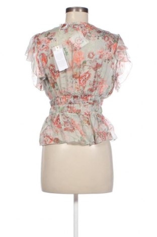 Γυναικεία μπλούζα Guess, Μέγεθος S, Χρώμα Πολύχρωμο, Τιμή 55,67 €