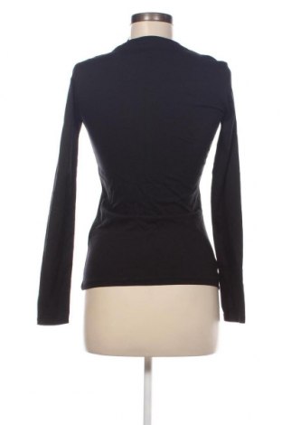 Дамска блуза Guess, Размер S, Цвят Черен, Цена 64,80 лв.