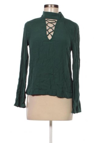 Дамска блуза H&M Divided, Размер XS, Цвят Зелен, Цена 5,32 лв.