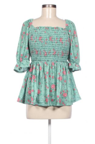 Дамска блуза In the style, Размер L, Цвят Зелен, Цена 31,00 лв.