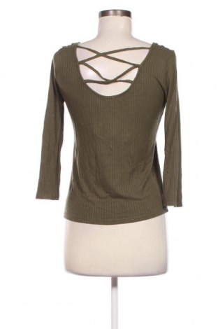 Дамска блуза Jennyfer, Размер L, Цвят Зелен, Цена 18,82 лв.