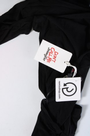 Γυναικεία μπλούζα Jennyfer, Μέγεθος S, Χρώμα Μαύρο, Τιμή 7,83 €