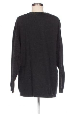 Damen Shirt Jennyfer, Größe M, Farbe Schwarz, Preis 2,88 €