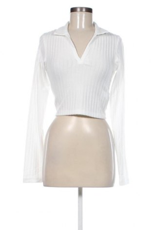 Дамска блуза Jennyfer, Размер XS, Цвят Бял, Цена 15,50 лв.