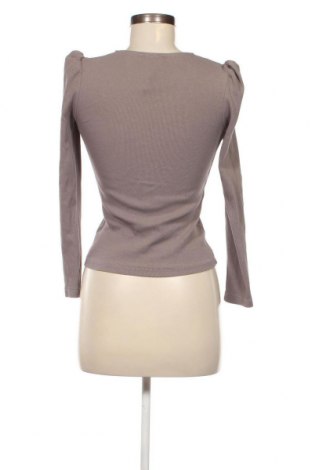 Дамска блуза Karol, Размер M, Цвят Сив, Цена 7,98 лв.