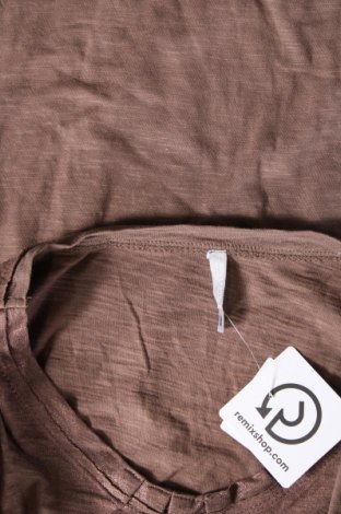 Дамска блуза Laura Torelli, Размер M, Цвят Бежов, Цена 3,04 лв.