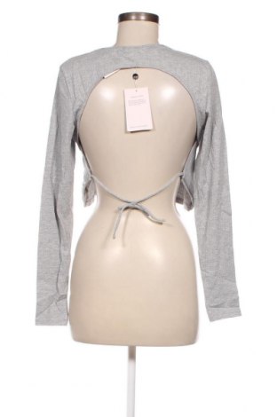 Дамска блуза Monki, Размер XL, Цвят Сив, Цена 11,60 лв.