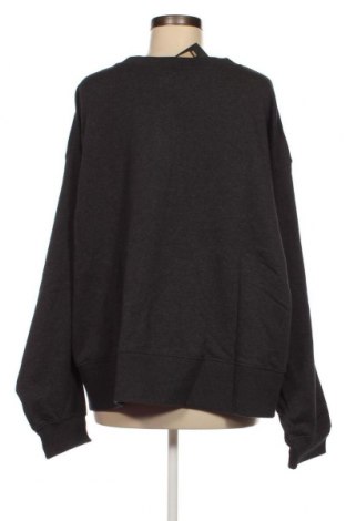 Дамска блуза Nike, Размер XXL, Цвят Сив, Цена 77,00 лв.