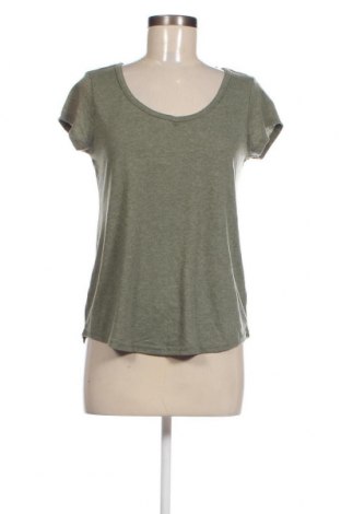 Γυναικεία μπλούζα Now, Μέγεθος M, Χρώμα Πράσινο, Τιμή 7,67 €