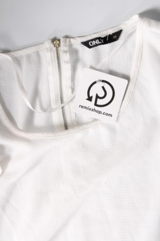 Дамска блуза ONLY, Размер S, Цвят Бял, Цена 19,99 лв.